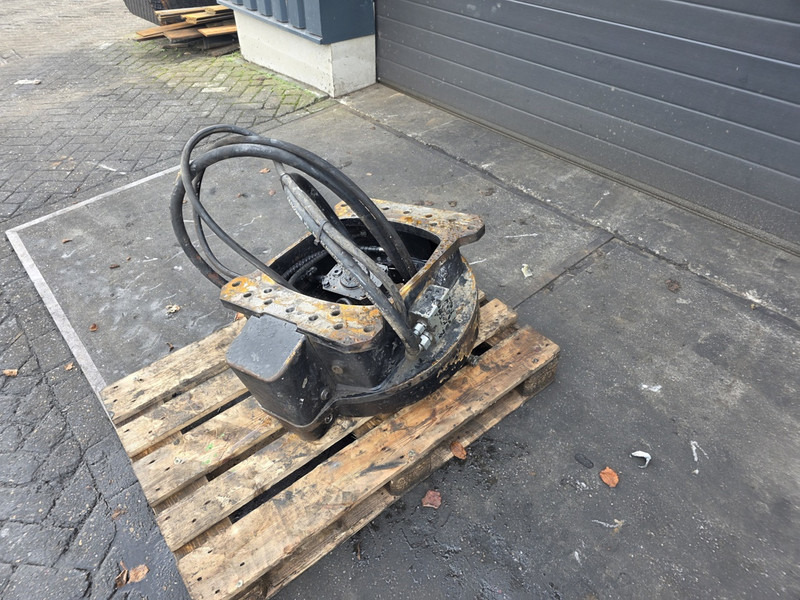 Verschtert head slewing ring caterpillar head attachment - Attachment for Construction machinery: picture 2 Verschtert head slewing ring caterpillar head attachment - Attachment for Construction machinery: picture 2