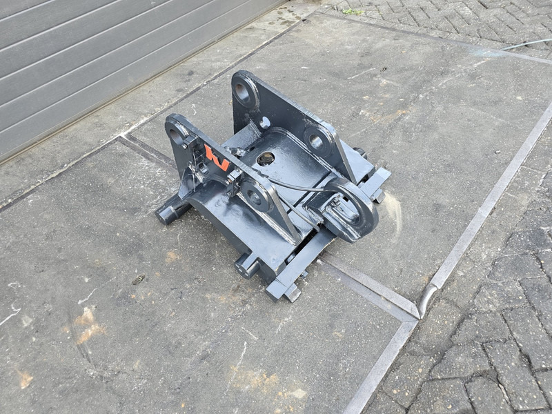 Verachtert snelwissel cw45 breedt hydraulische snelwissel cw45 breedt - Quick coupler for Construction machinery: picture 1 Verachtert snelwissel cw45 breedt hydraulische snelwissel cw45 breedt - Quick coupler for Construction machinery: picture 1