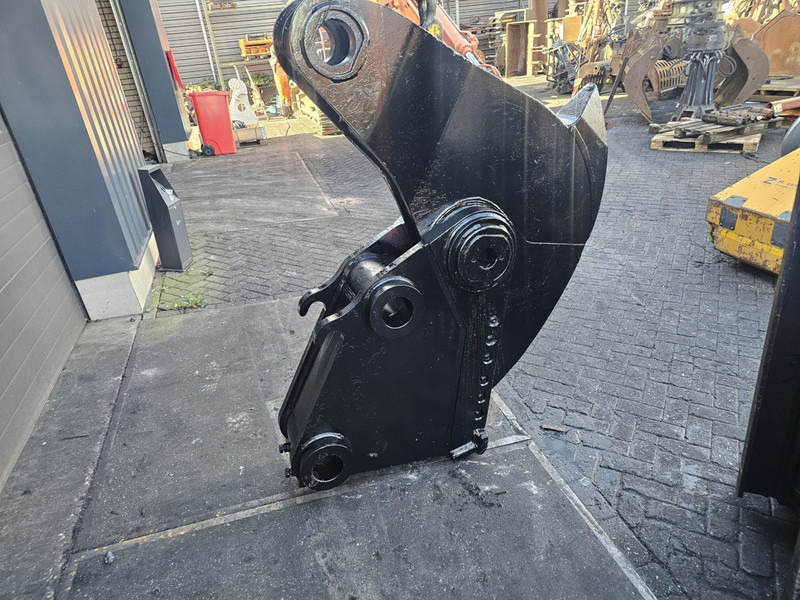 Verachtert vt50 mp30 shear tank tank shear combi crusher verachtert caterpillar - Demolition shears: picture 4 Verachtert vt50 mp30 shear tank tank shear combi crusher verachtert caterpillar - Demolition shears: picture 4