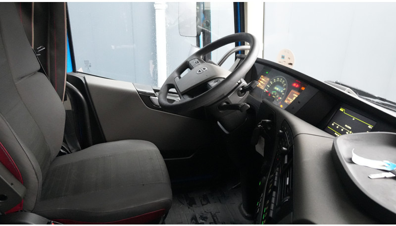 Volvo FH480 LNG 777.200KM - Tractor unit: picture 5 Volvo FH480 LNG 777.200KM - Tractor unit: picture 5