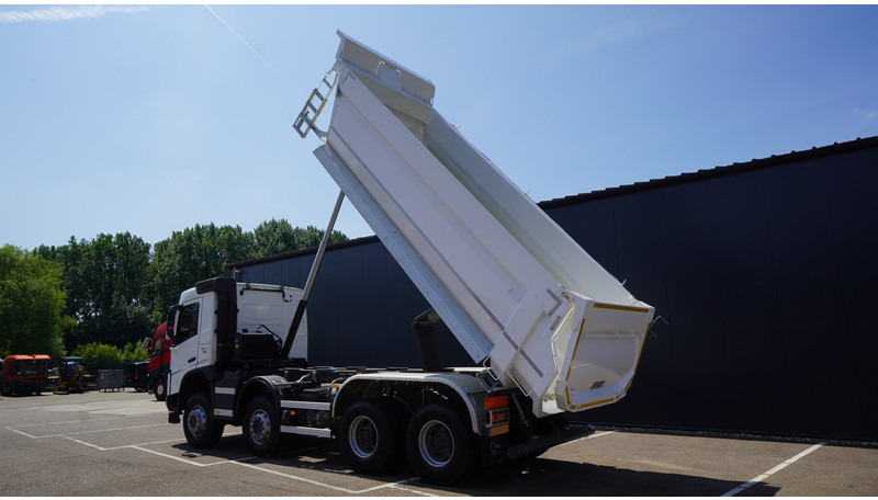Volvo NEW FMX 460 8X6 TIPPER EURO 6 - Tipper: picture 3 Volvo NEW FMX 460 8X6 TIPPER EURO 6 - Tipper: picture 3