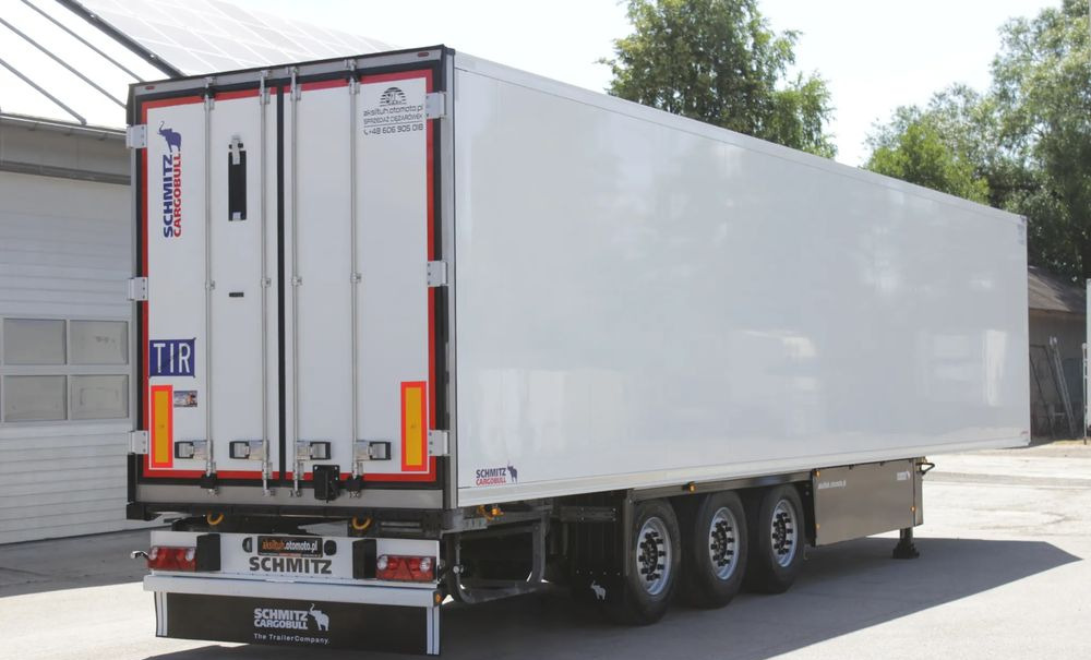 Schmitz Cargobull FP 60 V7 Thermo King SLXi 300 / JAK NOWA / ŚCIANA 7 CM / - Refrigerator semi-trailer: picture 2 Schmitz Cargobull FP 60 V7 Thermo King SLXi 300 / JAK NOWA / ŚCIANA 7 CM / - Refrigerator semi-trailer: picture 2