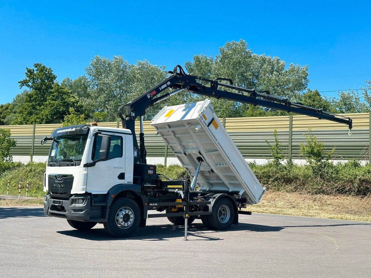 MAN TGM 18.320 4x2 Euro6e Hiab X-HiDuo 138DS-4 - Tipper, Crane truck: picture 1 MAN TGM 18.320 4x2 Euro6e Hiab X-HiDuo 138DS-4 - Tipper, Crane truck: picture 1