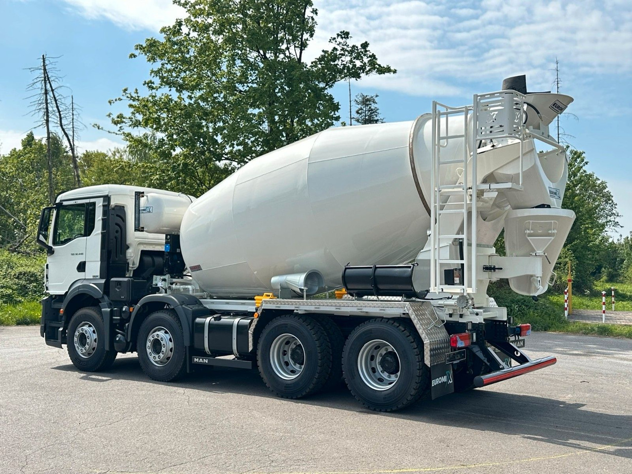 MAN TGS 32.440 8x4 / Euromix MTP EM 9 L - Concrete mixer truck: picture 5 MAN TGS 32.440 8x4 / Euromix MTP EM 9 L - Concrete mixer truck: picture 5