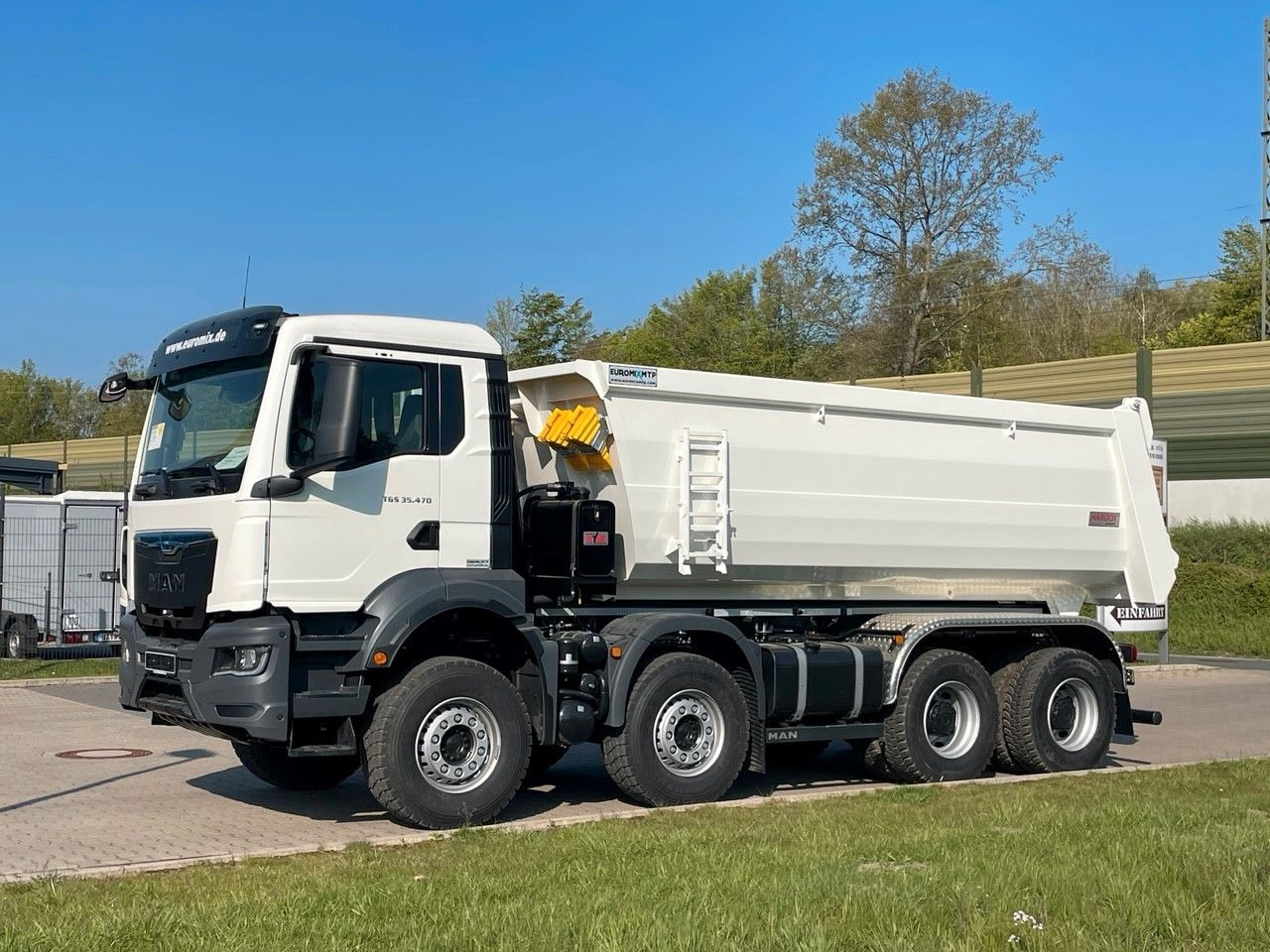 MAN TGS 35.470 BB 8X4 Mulden Kipper 10X Vorhanden - Tipper: picture 2 MAN TGS 35.470 BB 8X4 Mulden Kipper 10X Vorhanden - Tipper: picture 2