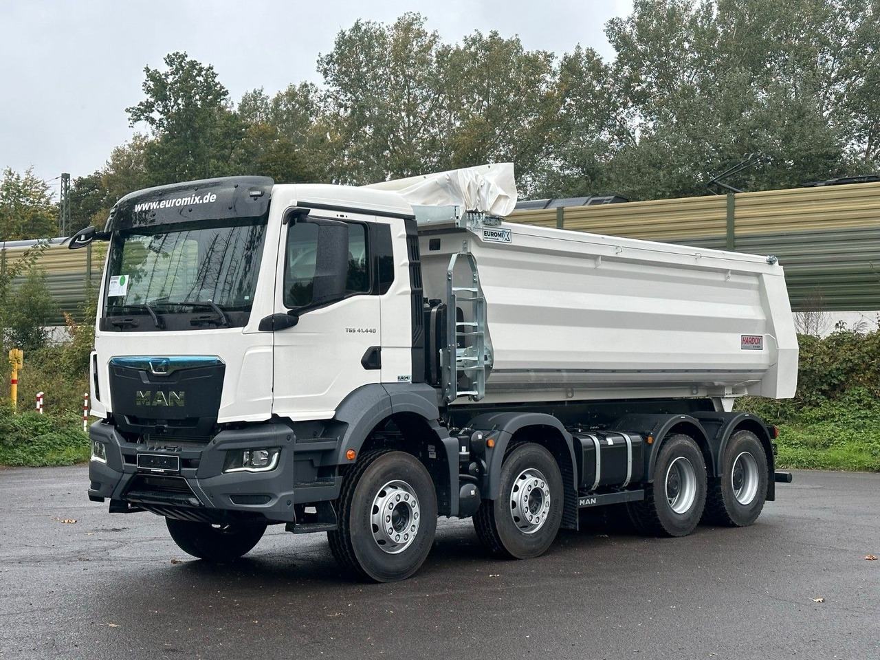 MAN TGS 41.440 BB 8X4 Euromix Mulden Kipper HARDOX - Tipper: picture 1 MAN TGS 41.440 BB 8X4 Euromix Mulden Kipper HARDOX - Tipper: picture 1