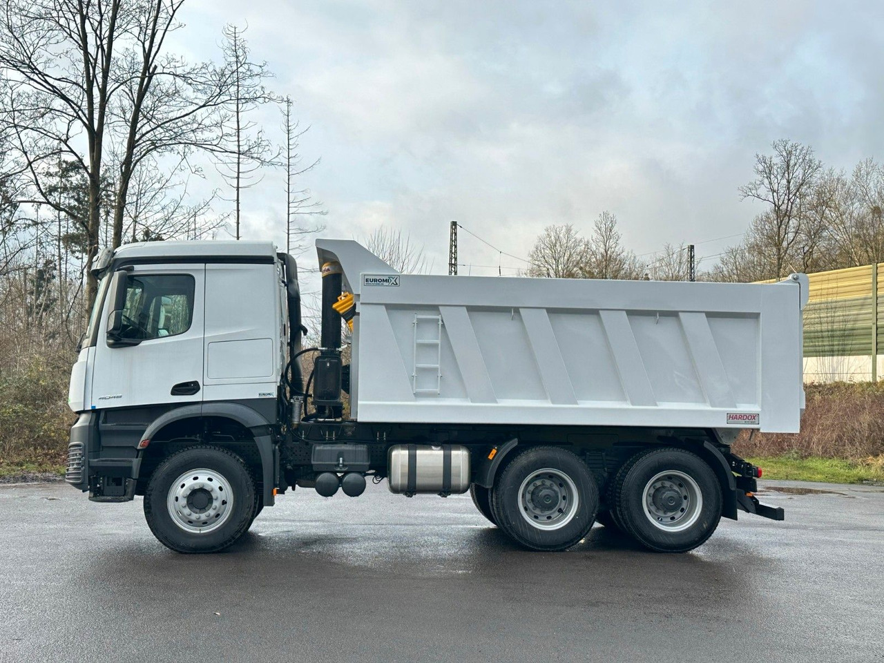 Mercedes-Benz 4048 6X4 Arcos 5 EuromixMTP Dumper Kipper - Tipper: picture 5 Mercedes-Benz 4048 6X4 Arcos 5 EuromixMTP Dumper Kipper - Tipper: picture 5