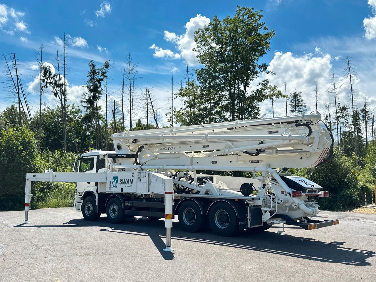 Volvo FMX 500 8x4 SWAN 47m Betonpumpe EuromixMTP - Concrete pump truck: picture 2 Volvo FMX 500 8x4 SWAN 47m Betonpumpe EuromixMTP - Concrete pump truck: picture 2