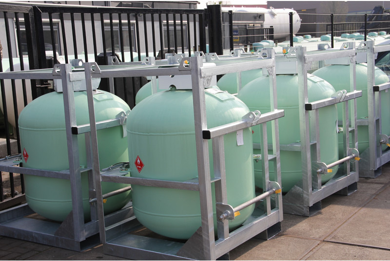 De Visser gastank New ADR LPG tank 760ltr Full Frame LPG, Gas, Gaz, Gastank Available in different RAL colours on request Gastank - Fuel tank for Truck: picture 4 De Visser gastank New ADR LPG tank 760ltr Full Frame LPG, Gas, Gaz, Gastank Available in different RAL colours on request Gastank - Fuel tank for Truck: picture 4