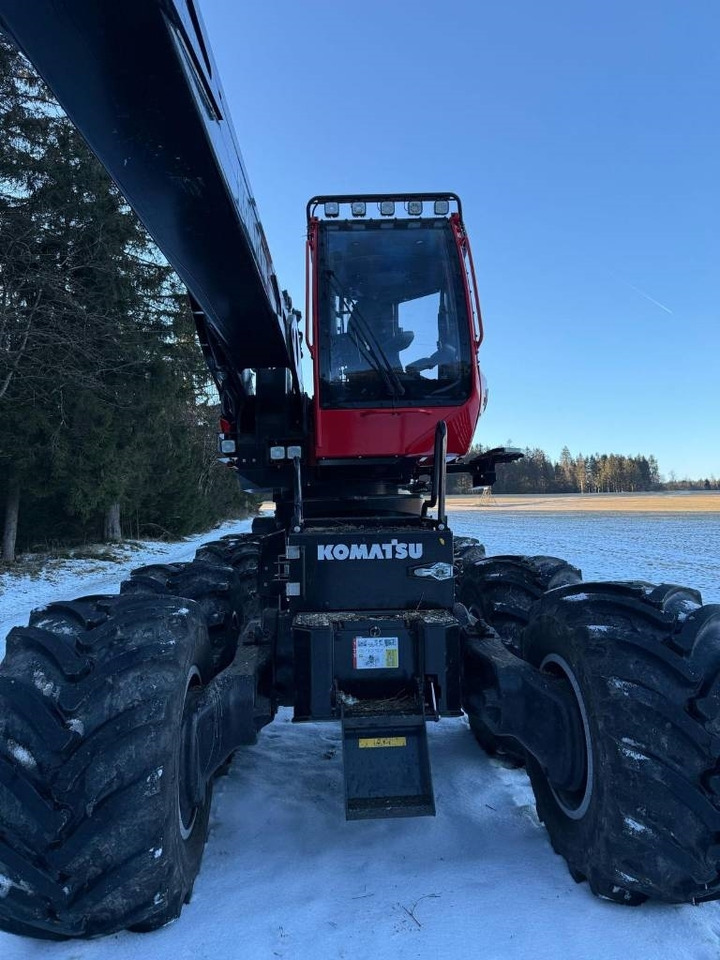 Forestry harvester Komatsu 931 XC: picture 8