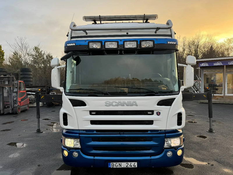 Scania P420 6X2*4, Hooklift-truck with Crane, 2008 - Truck, Crane truck: picture 4 Scania P420 6X2*4, Hooklift-truck with Crane, 2008 - Truck, Crane truck: picture 4