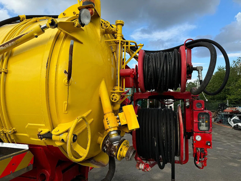 Volvo FL 10.320 4x2, 12m3 Sludge & Flushing-Truck, YM: 1990 - Vacuum truck: picture 5 Volvo FL 10.320 4x2, 12m3 Sludge & Flushing-Truck, YM: 1990 - Vacuum truck: picture 5