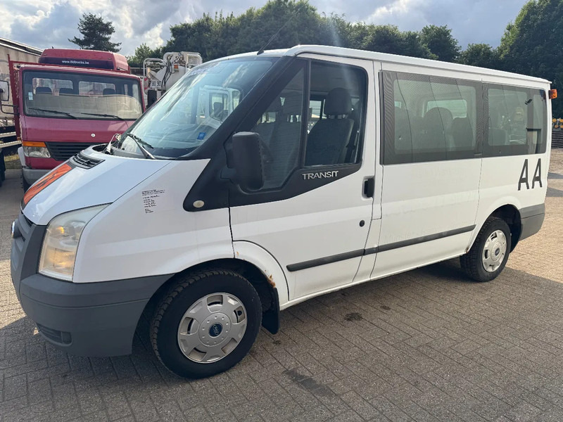 Ford **TRANSIT-9SEATS** - Bus: picture 3 Ford **TRANSIT-9SEATS** - Bus: picture 3