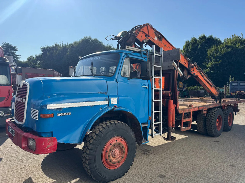 MAN 26.240 **6CYL-FRENCH TRUCK** - Dropside/ Flatbed truck, Crane truck: picture 1 MAN 26.240 **6CYL-FRENCH TRUCK** - Dropside/ Flatbed truck, Crane truck: picture 1