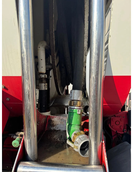MAN 26.364 **F2000-BELGIAN TRUCK-18000Ltr Tanker** - Tank truck: picture 4 MAN 26.364 **F2000-BELGIAN TRUCK-18000Ltr Tanker** - Tank truck: picture 4