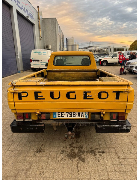Peugeot 504 **DIESEL-FRENCH ORIGIN** - Flatbed van: picture 5 Peugeot 504 **DIESEL-FRENCH ORIGIN** - Flatbed van: picture 5