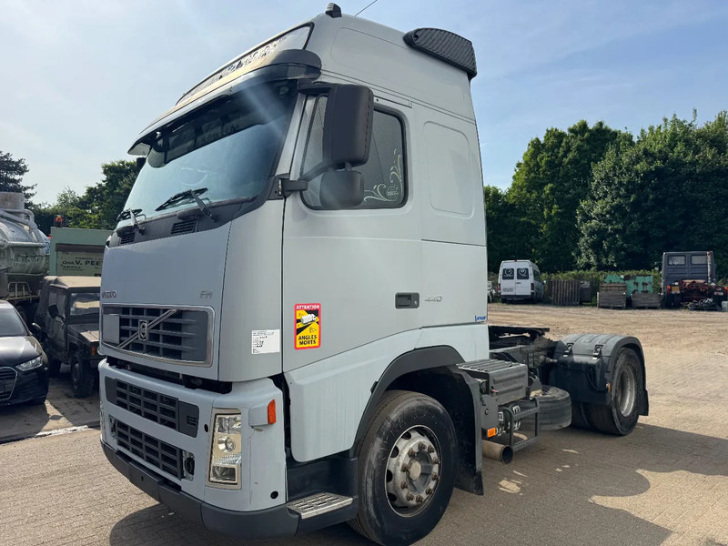 Volvo FH 440 **MANUAL GEARBOX-FRENCH TRUCK-AIRCO** - Tractor unit: picture 1 Volvo FH 440 **MANUAL GEARBOX-FRENCH TRUCK-AIRCO** - Tractor unit: picture 1