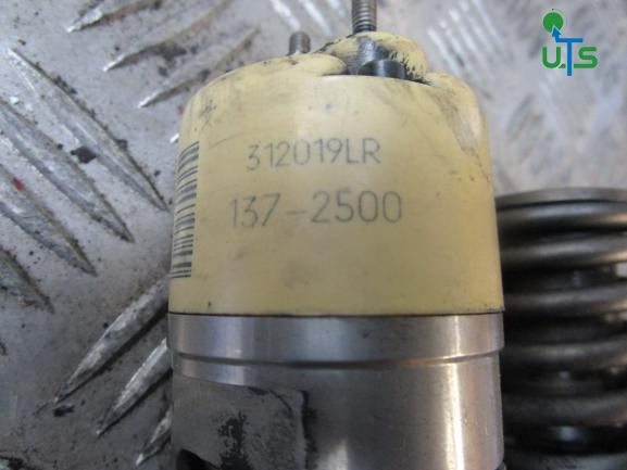 CAT C10 C12 INJECTORS X6 P/NO 137-2500 / 414862LR - Fuel system for Truck: picture 2 CAT C10 C12 INJECTORS X6 P/NO 137-2500 / 414862LR - Fuel system for Truck: picture 2