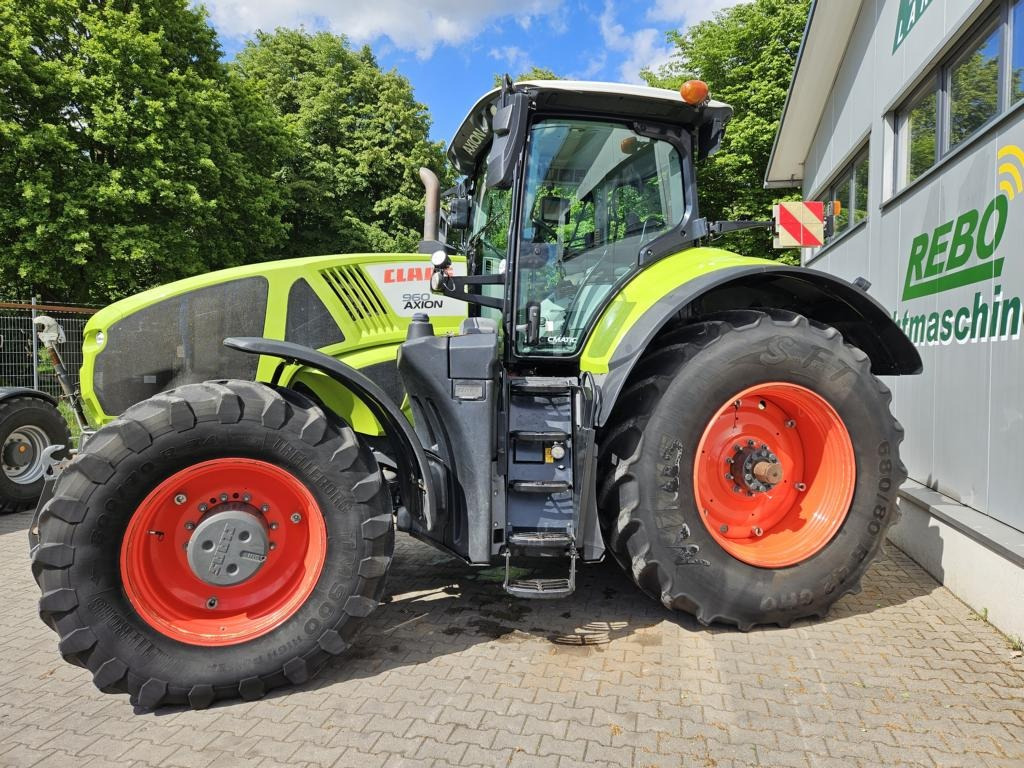 CLAAS AXION 960 CMATIC - Farm tractor: picture 1 CLAAS AXION 960 CMATIC - Farm tractor: picture 1