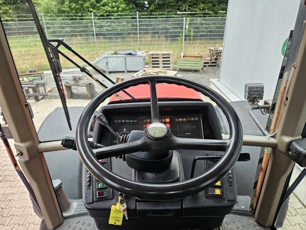 Farm tractor Case IH CVX 150: picture 16