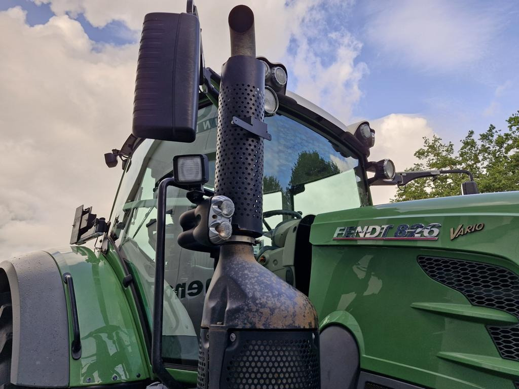 Fendt 826 VARIO PROFI PLUS - Farm tractor: picture 3 Fendt 826 VARIO PROFI PLUS - Farm tractor: picture 3