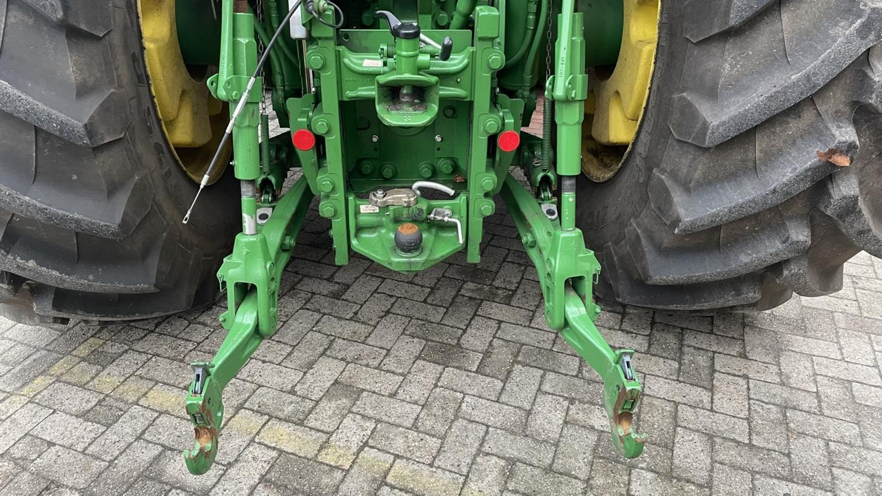 New Farm tractor John Deere TRAKTOR 7R330: picture 28