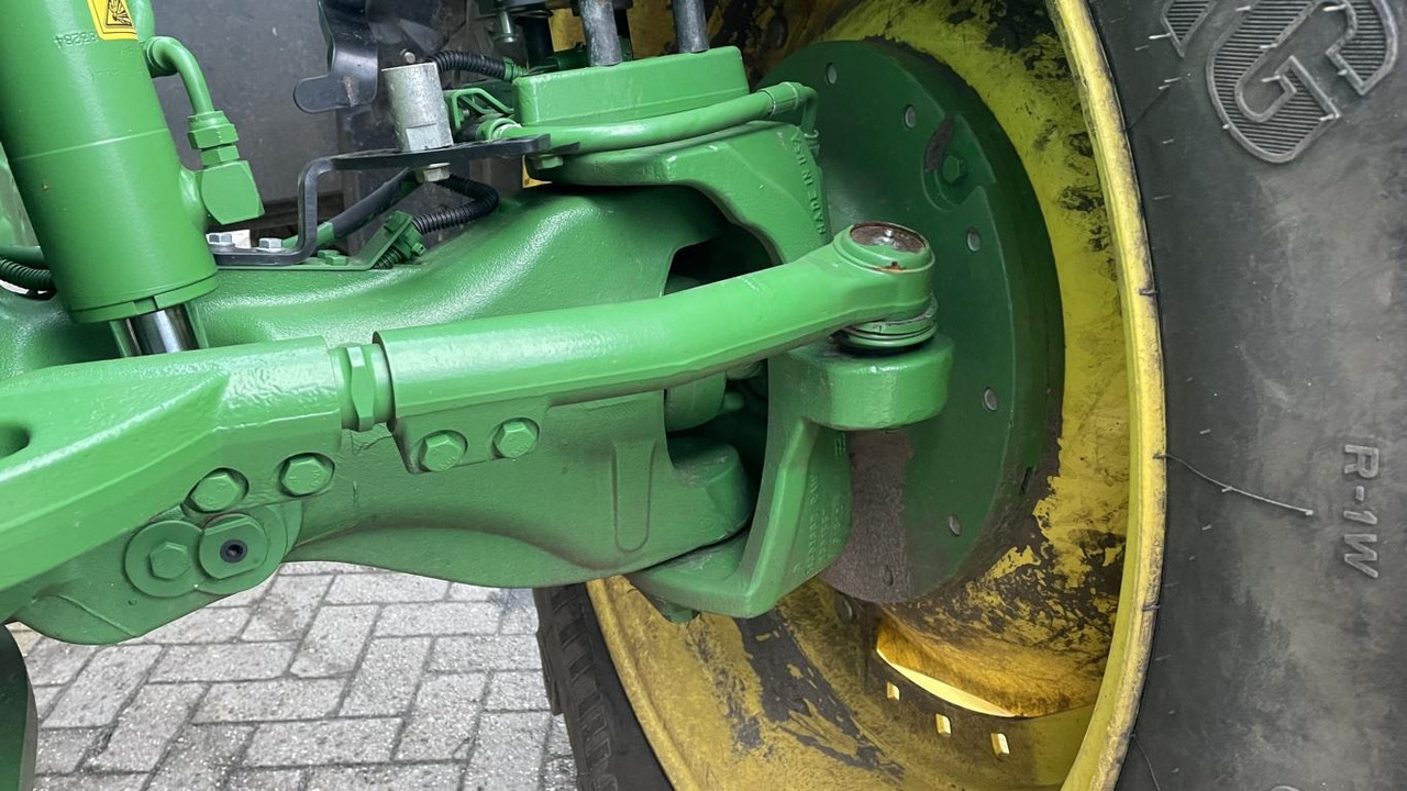 New Farm tractor John Deere TRAKTOR 7R330: picture 37