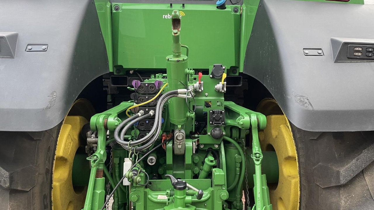 New Farm tractor John Deere TRAKTOR 7R330: picture 30