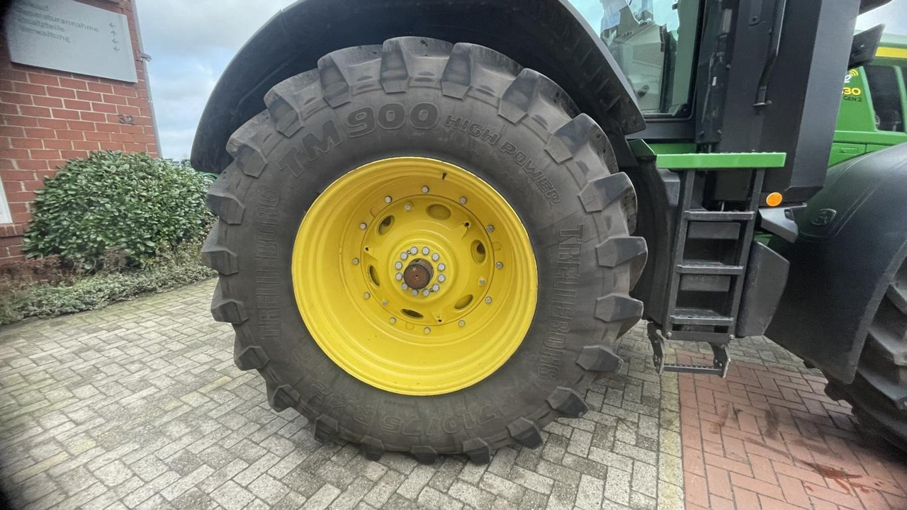 New Farm tractor John Deere TRAKTOR 7R330: picture 42
