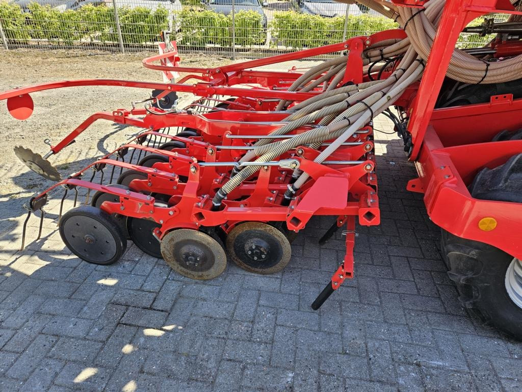 Pöttinger TERRASEM C6 - Combine seed drill: picture 5 Pöttinger TERRASEM C6 - Combine seed drill: picture 5