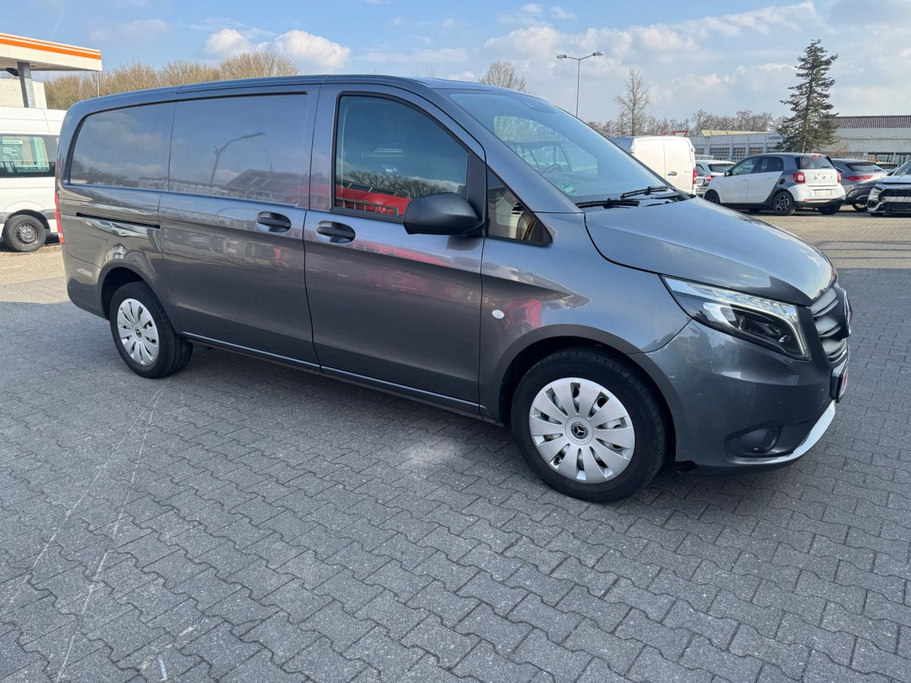 Mercedes-Benz Vito Kasten 116 CDI PRO RWD lang AUT / LED / NAV - Small van: picture 4 Mercedes-Benz Vito Kasten 116 CDI PRO RWD lang AUT / LED / NAV - Small van: picture 4
