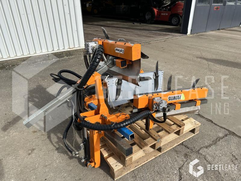 PROVITIS ROGNEUSE - Attachment for Grape harvesting machine: picture 1 PROVITIS ROGNEUSE - Attachment for Grape harvesting machine: picture 1