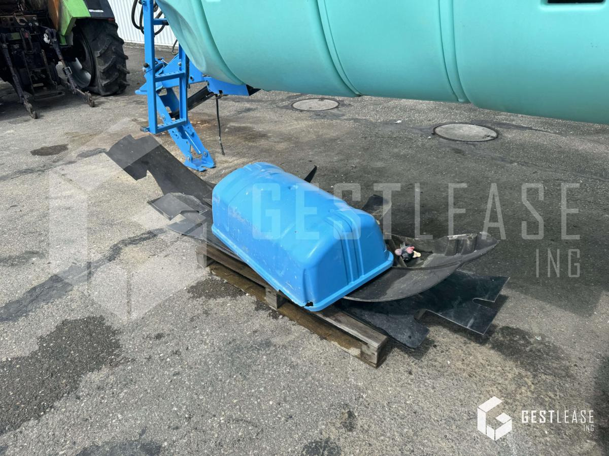 Trailed sprayer BERTHOUD TENOR 43-46: picture 14