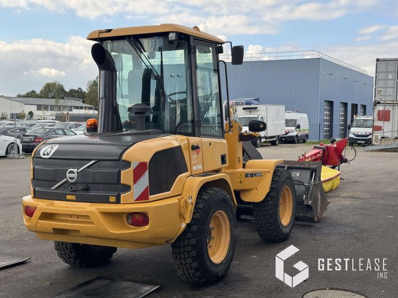 Volvo L30G - Wheel loader: picture 3 Volvo L30G - Wheel loader: picture 3