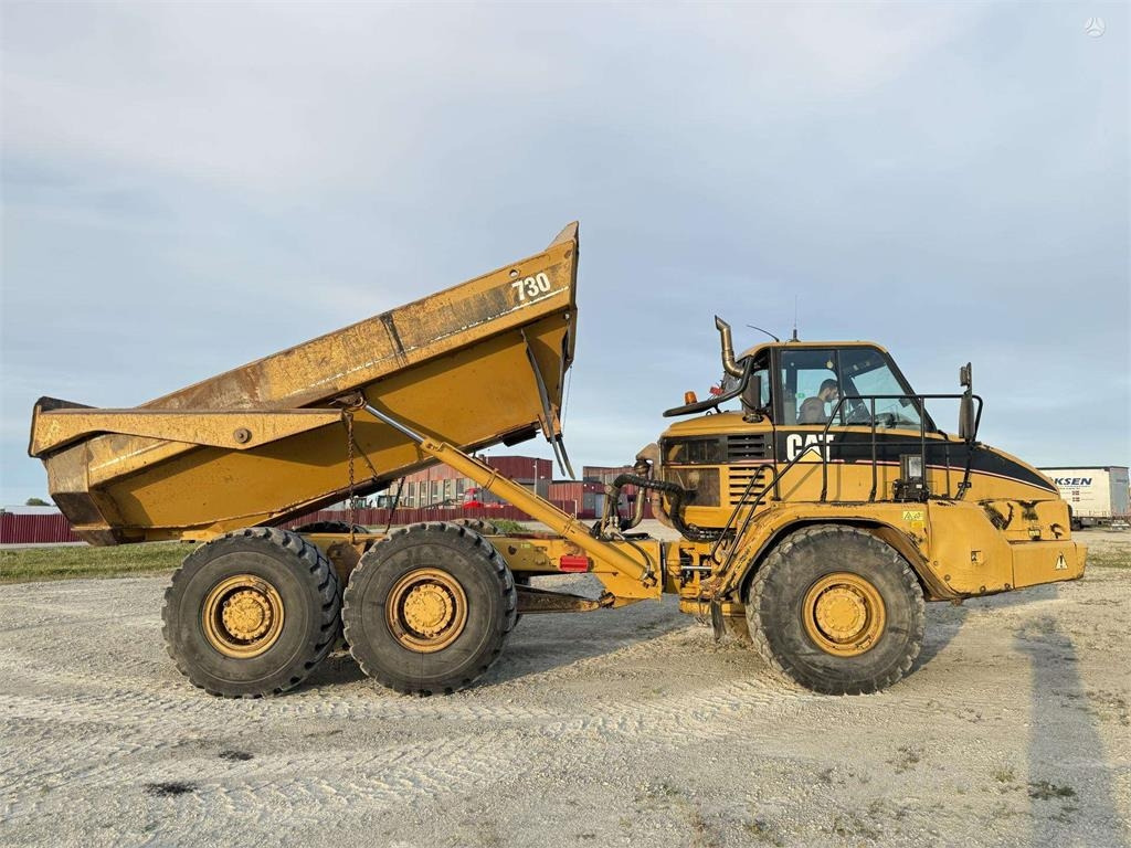 CAT 730 - Articulated dumper: picture 5 CAT 730 - Articulated dumper: picture 5