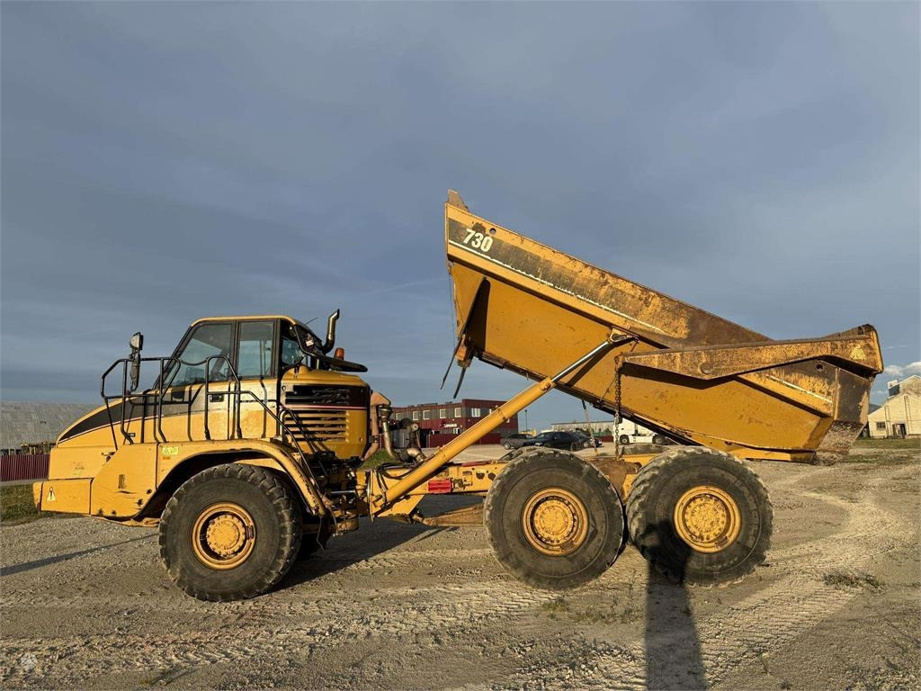 CAT 730 - Articulated dumper: picture 2 CAT 730 - Articulated dumper: picture 2