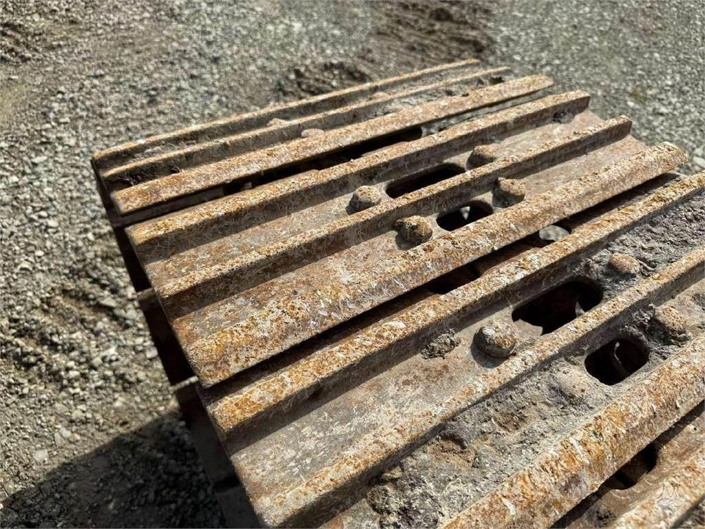 Crawler excavator Komatsu PC 180 LC-6K: picture 16