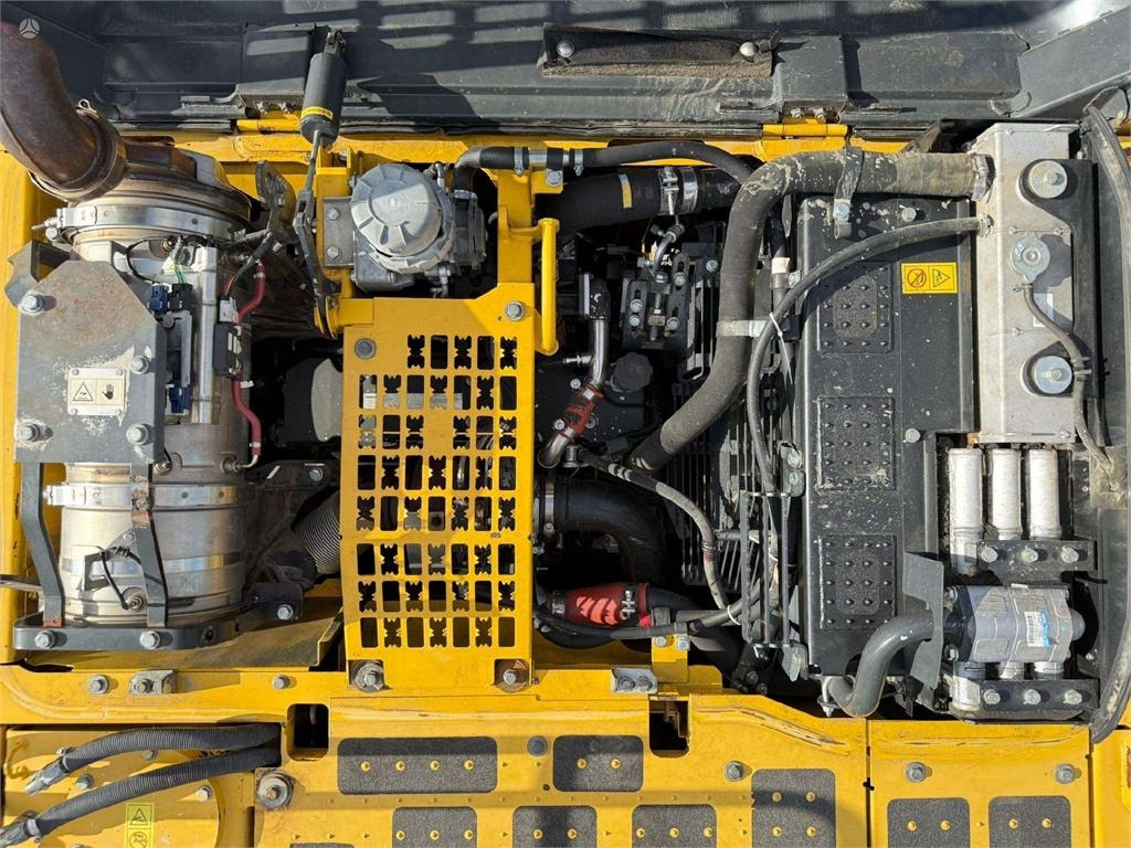 Crawler excavator Komatsu PC 240 LC-10 ENGCON ROTOTILT: picture 16 Crawler excavator Komatsu PC 240 LC-10 ENGCON ROTOTILT: picture 16