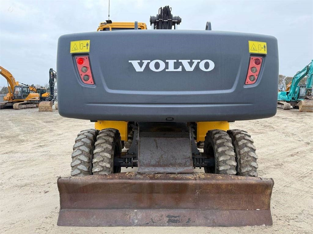 Volvo EW 230 C, 25 ton - Wheel excavator: picture 4 Volvo EW 230 C, 25 ton - Wheel excavator: picture 4