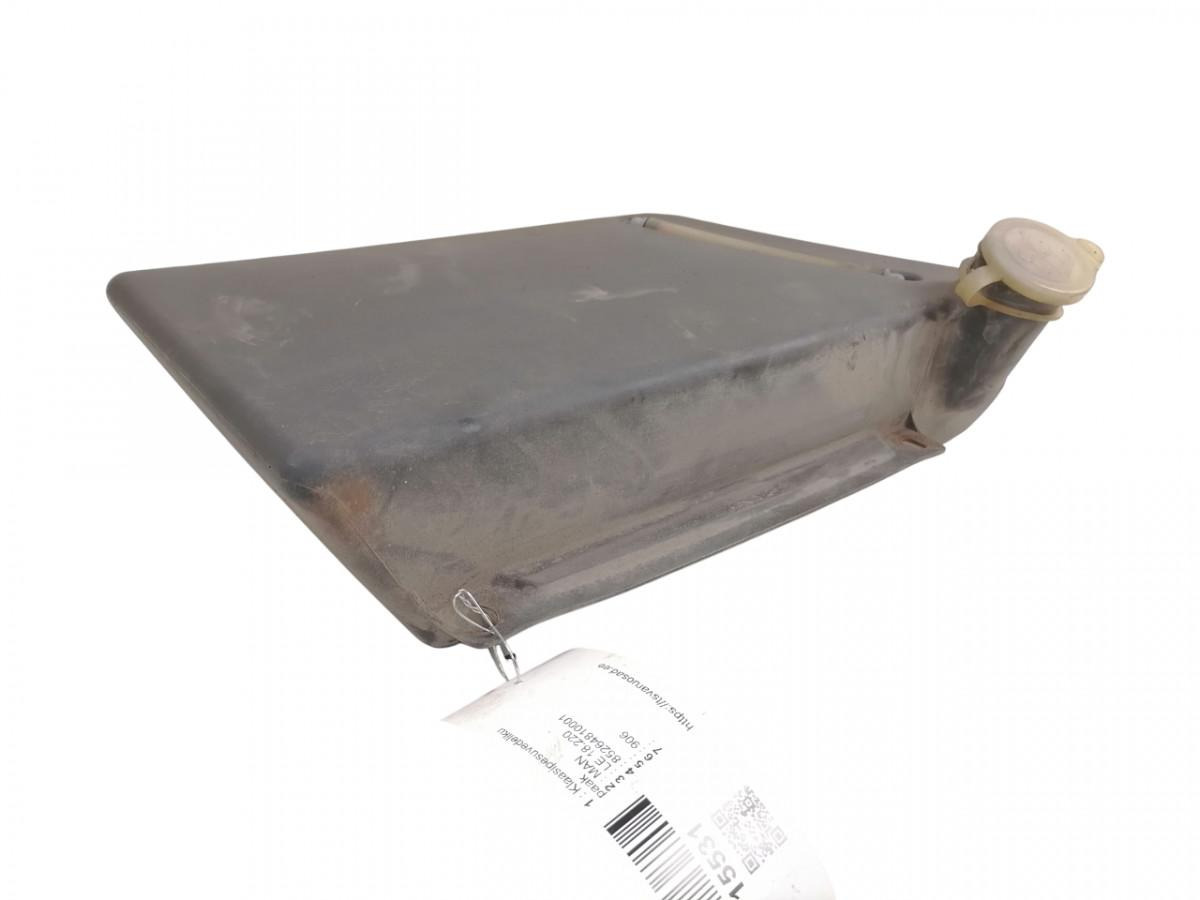 MAN Windscreen washer fluid tank 85264810001 - Wiper for Truck: picture 1 MAN Windscreen washer fluid tank 85264810001 - Wiper for Truck: picture 1