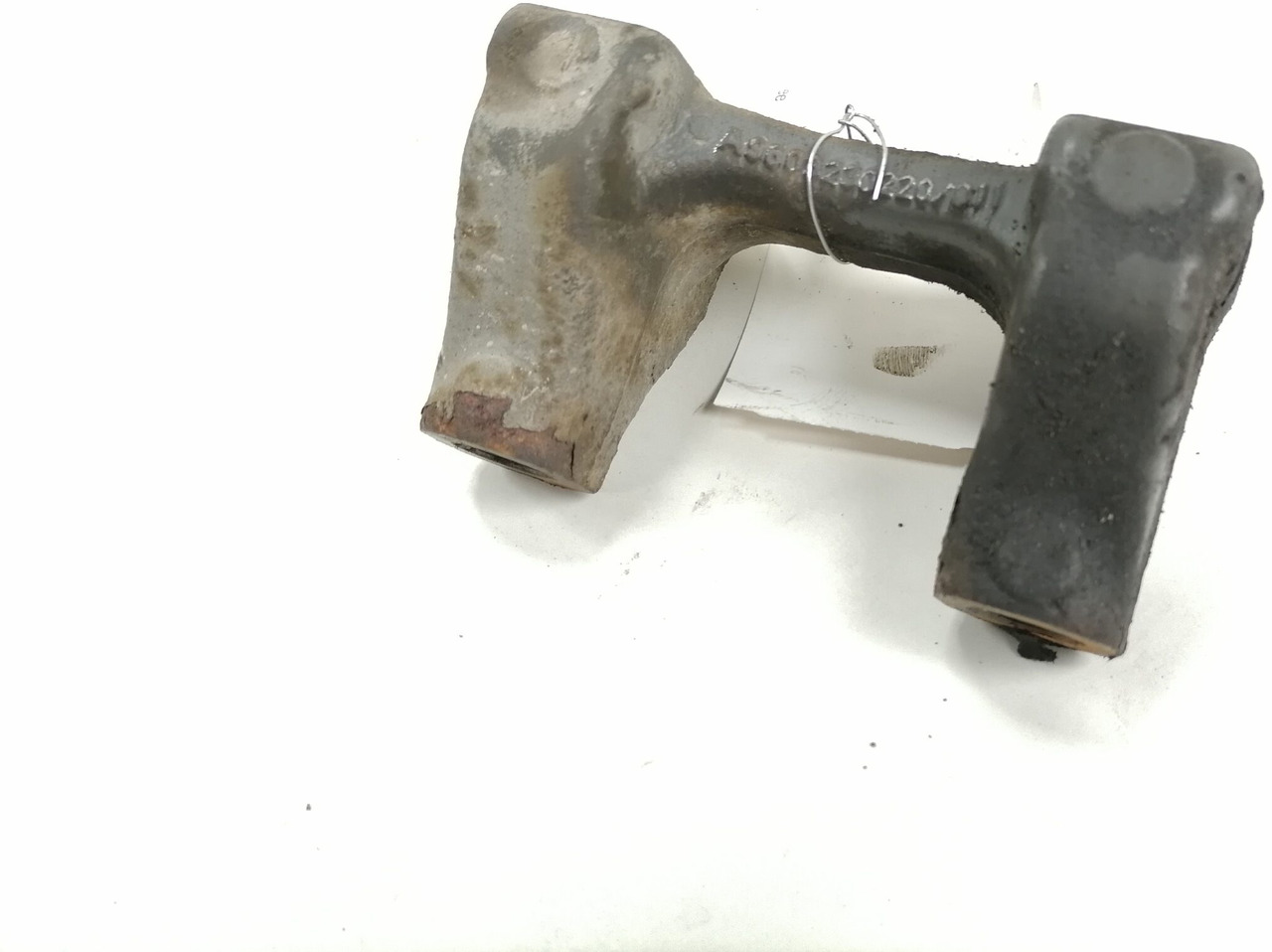 Mercedes-Benz Anti-roll bar bracket A9603230220 - Anti-roll bar for Truck: picture 2 Mercedes-Benz Anti-roll bar bracket A9603230220 - Anti-roll bar for Truck: picture 2