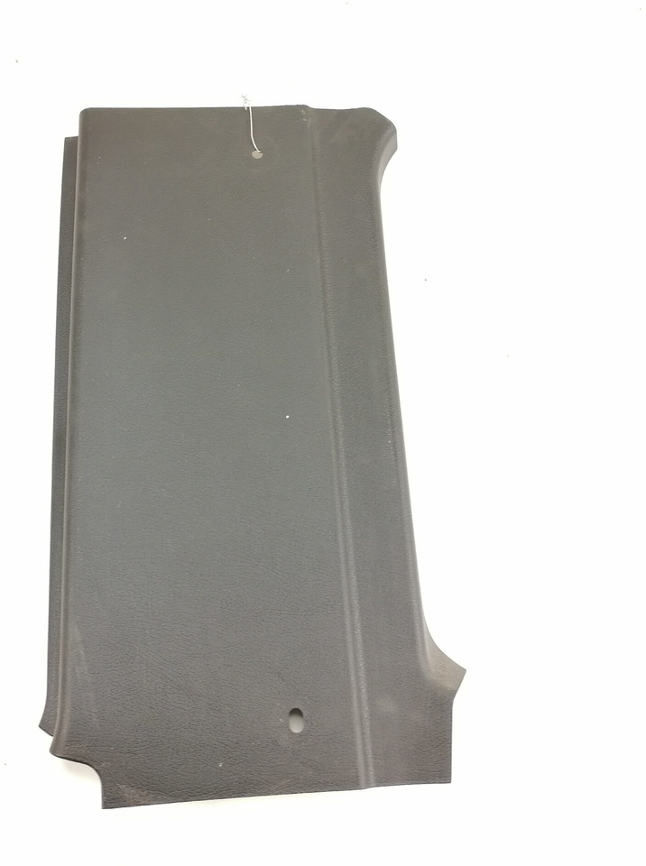 Mercedes-Benz Salongi plastik A9606923201 - Universal part for Truck: picture 1 Mercedes-Benz Salongi plastik A9606923201 - Universal part for Truck: picture 1