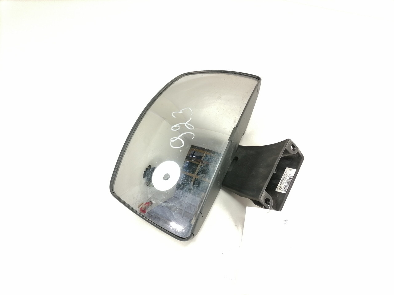 Mercedes-Benz Wheel mirror A0028103716 - Rear view mirror for Truck: picture 1 Mercedes-Benz Wheel mirror A0028103716 - Rear view mirror for Truck: picture 1