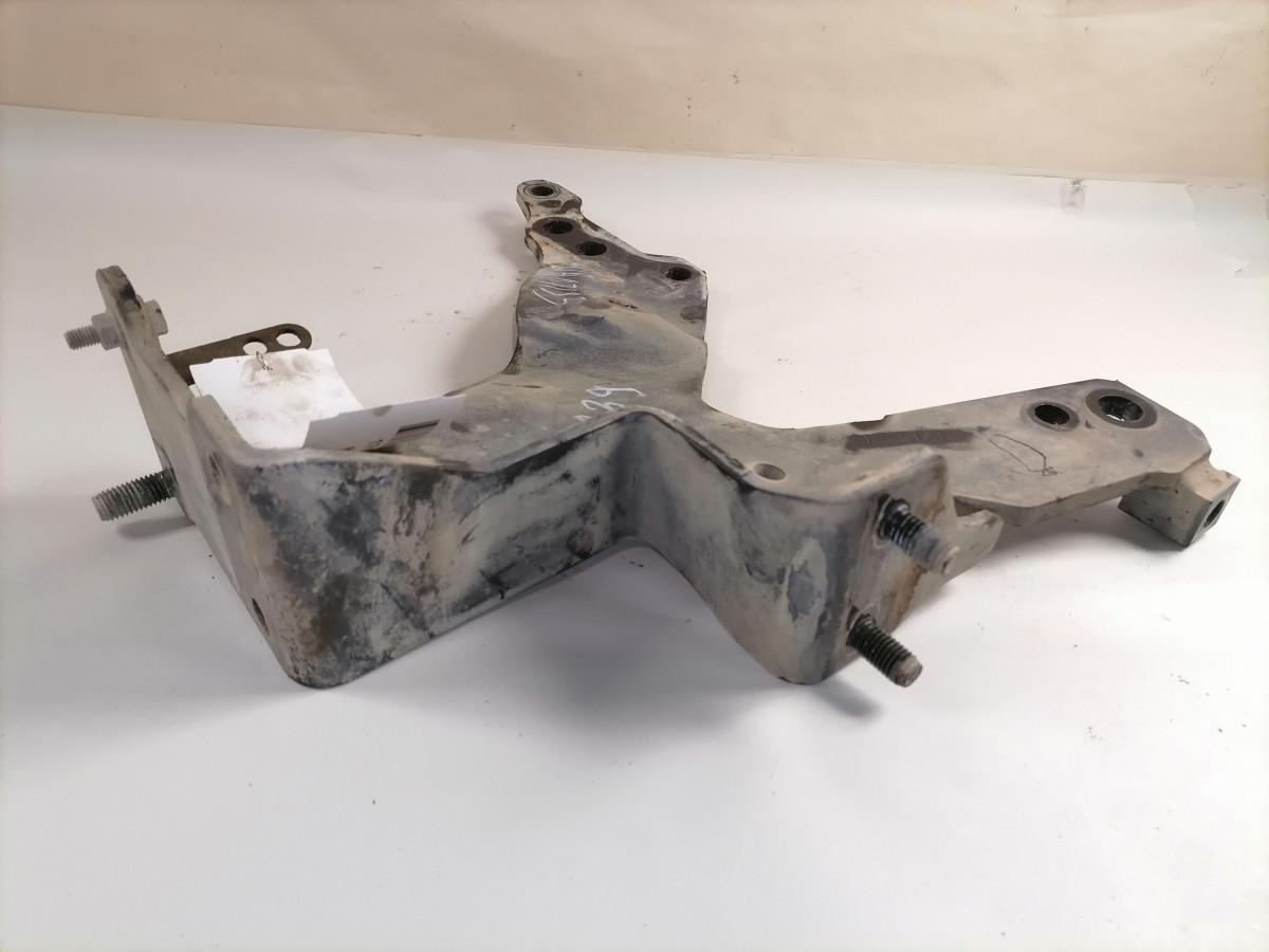 Scania Front bumper carrier 1802161 - Bumper for Truck: picture 4 Scania Front bumper carrier 1802161 - Bumper for Truck: picture 4