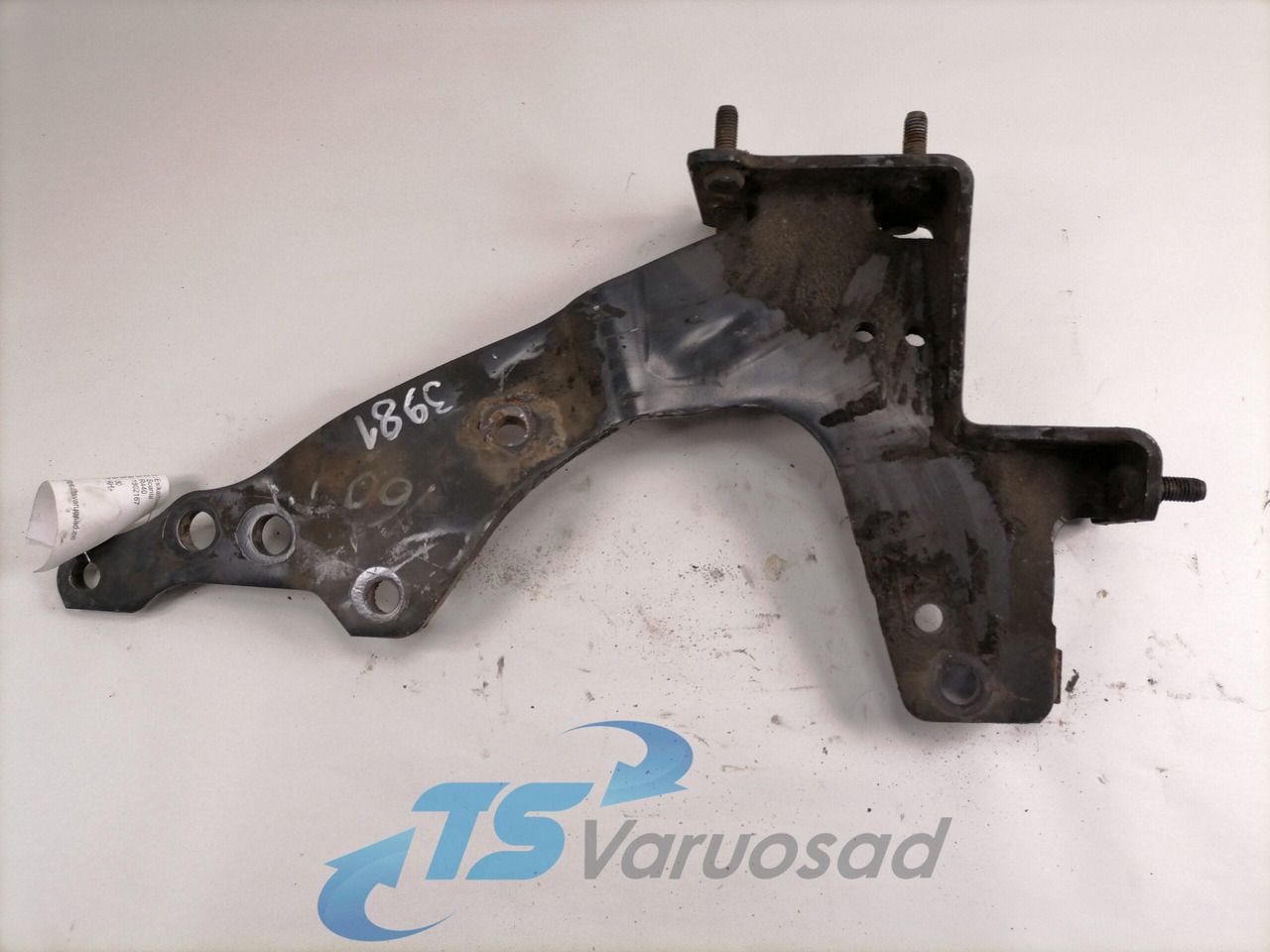 Scania Front bumper carrier 1802167 - Bumper for Truck: picture 2 Scania Front bumper carrier 1802167 - Bumper for Truck: picture 2