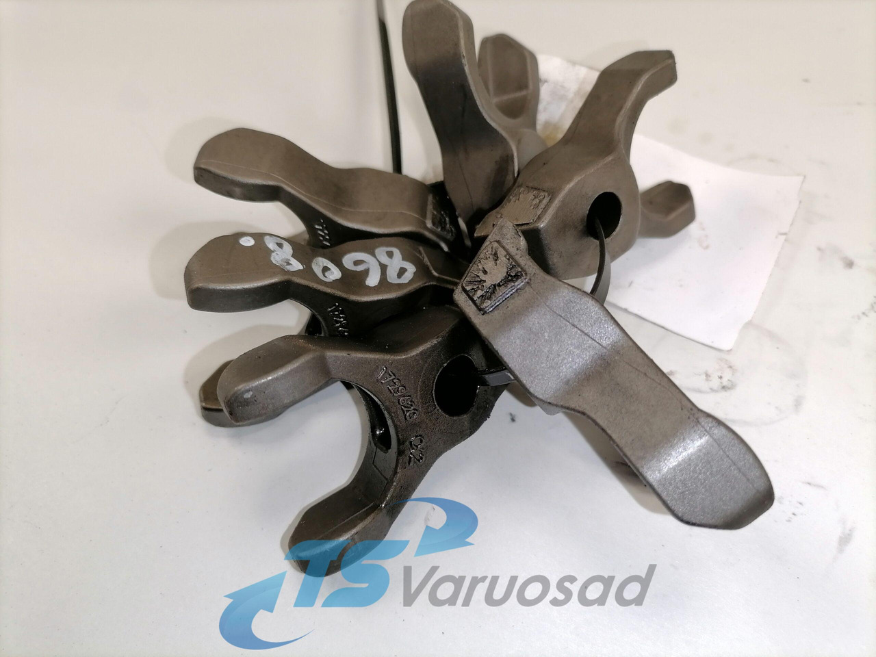 Scania Injector holder 1729620 - Fuel pump for Truck: picture 2 Scania Injector holder 1729620 - Fuel pump for Truck: picture 2