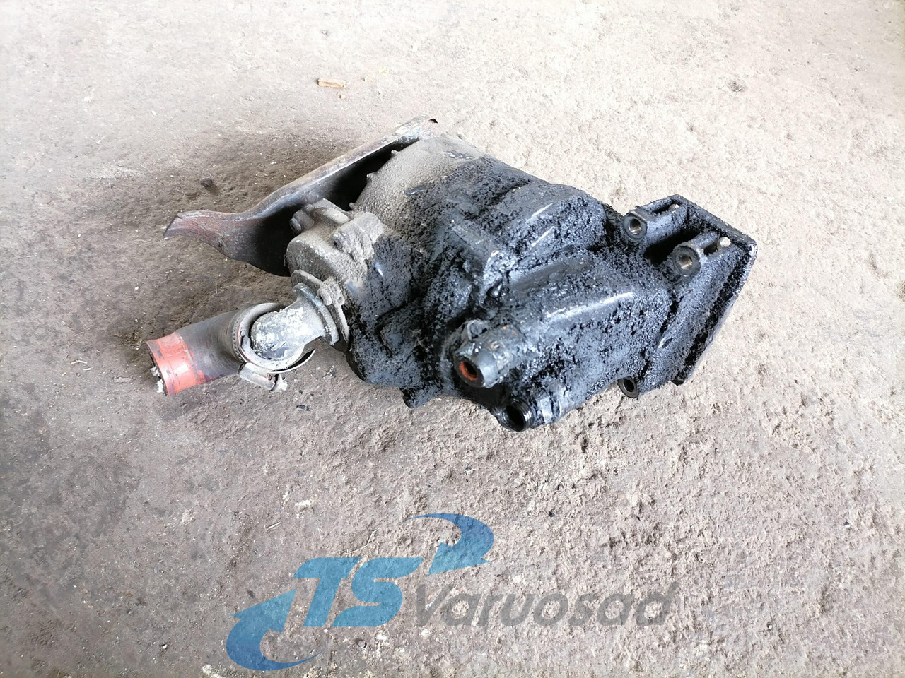 Scania Karterituulutuse õliaurude separaator 1778497 - Crankcase for Truck: picture 1 Scania Karterituulutuse õliaurude separaator 1778497 - Crankcase for Truck: picture 1