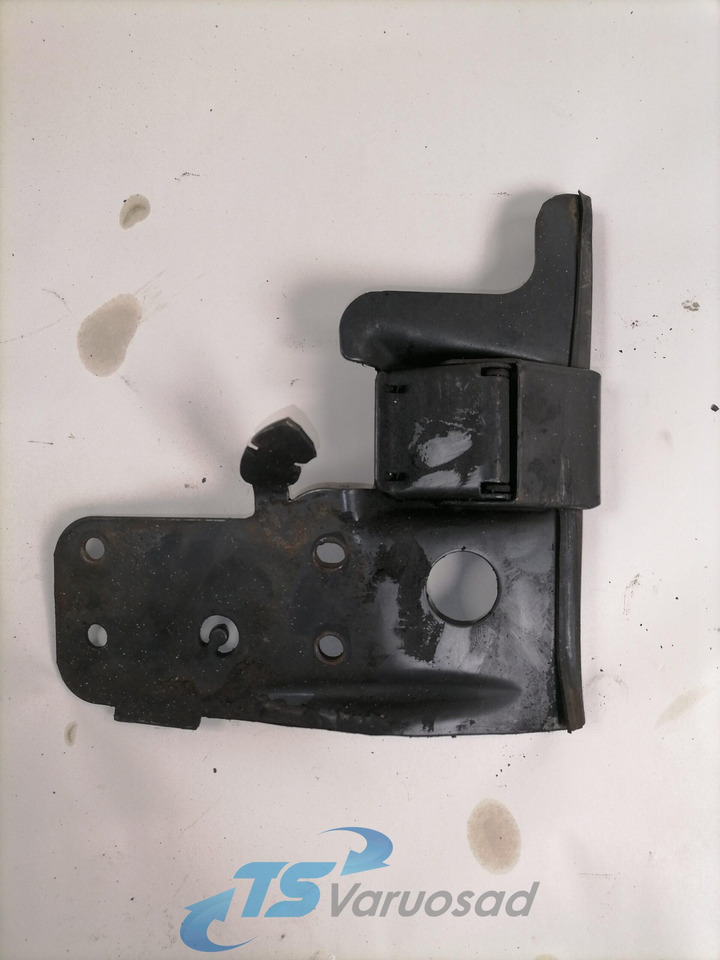 Scania Mudguard bracket 1723176 - Universal part for Truck: picture 5 Scania Mudguard bracket 1723176 - Universal part for Truck: picture 5