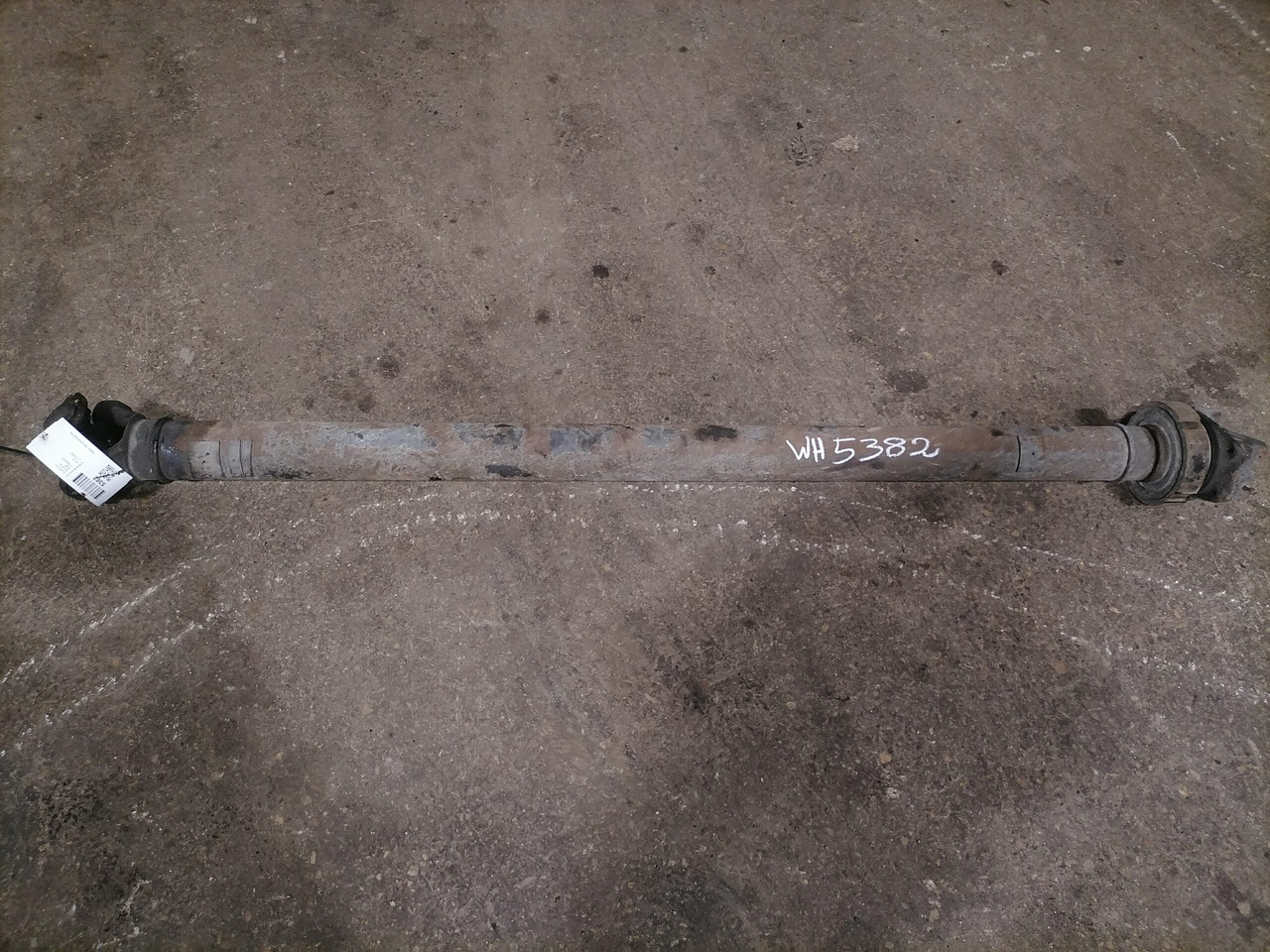 Scania Propeller shaft 1758265 - Propeller shaft for Truck: picture 3 Scania Propeller shaft 1758265 - Propeller shaft for Truck: picture 3