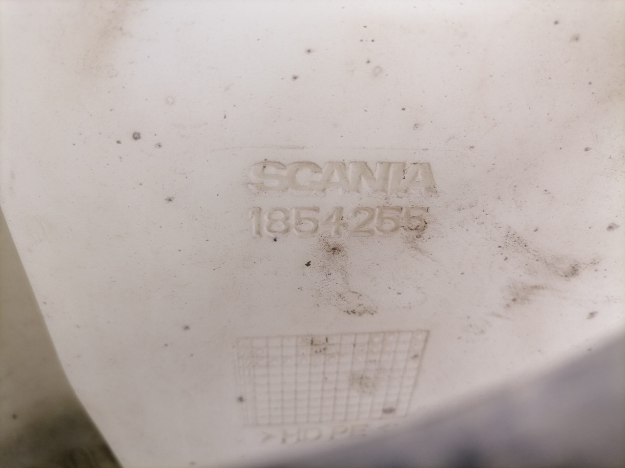 Scania Windscreen washer fluid tank 1854255 - Wiper for Truck: picture 2 Scania Windscreen washer fluid tank 1854255 - Wiper for Truck: picture 2